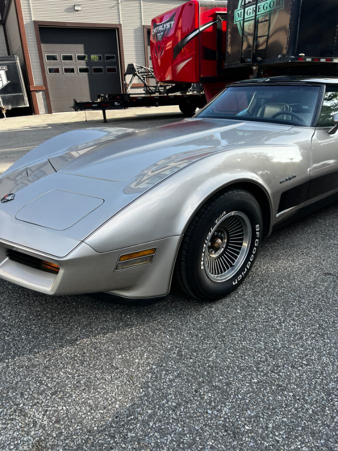 CORVETTE COLLECTOR EDITION 1982